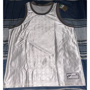 Nike Dri-Fit Freak Giannis Basketball Jersey White DQ5654-133 Mens Size XL NEW